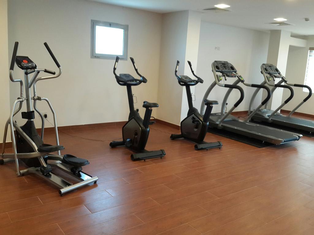 Golden Rose Luxury Suites Μανάμα Εξωτερικό φωτογραφία