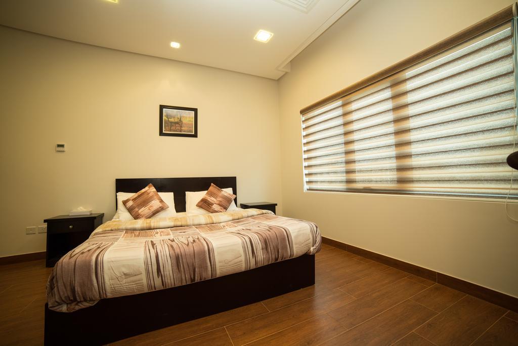 Golden Rose Luxury Suites Μανάμα Εξωτερικό φωτογραφία