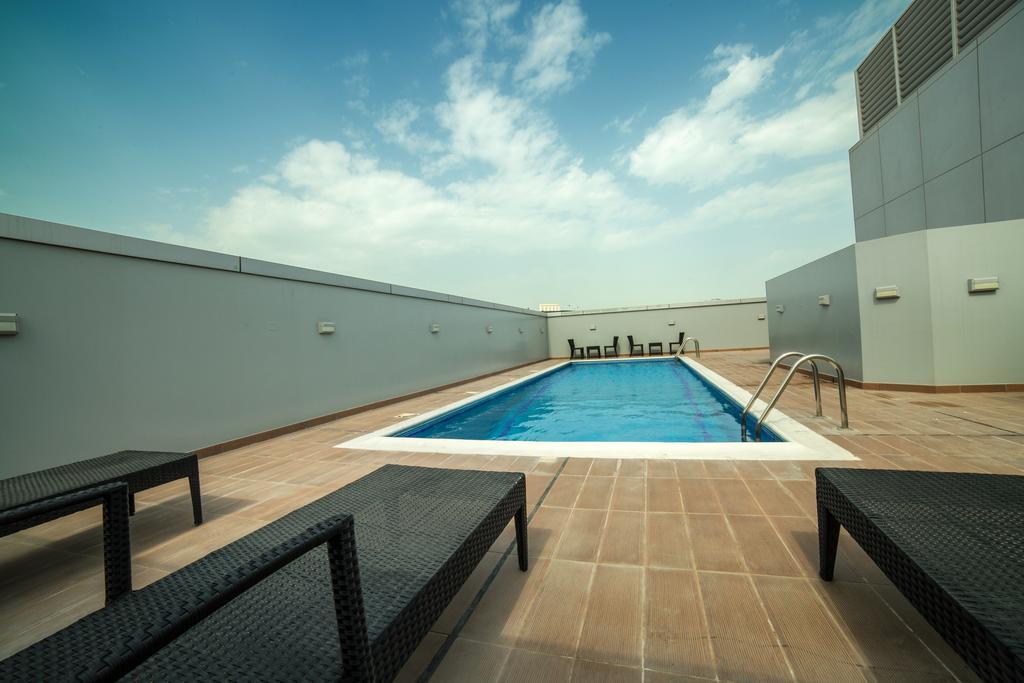 Golden Rose Luxury Suites Μανάμα Εξωτερικό φωτογραφία