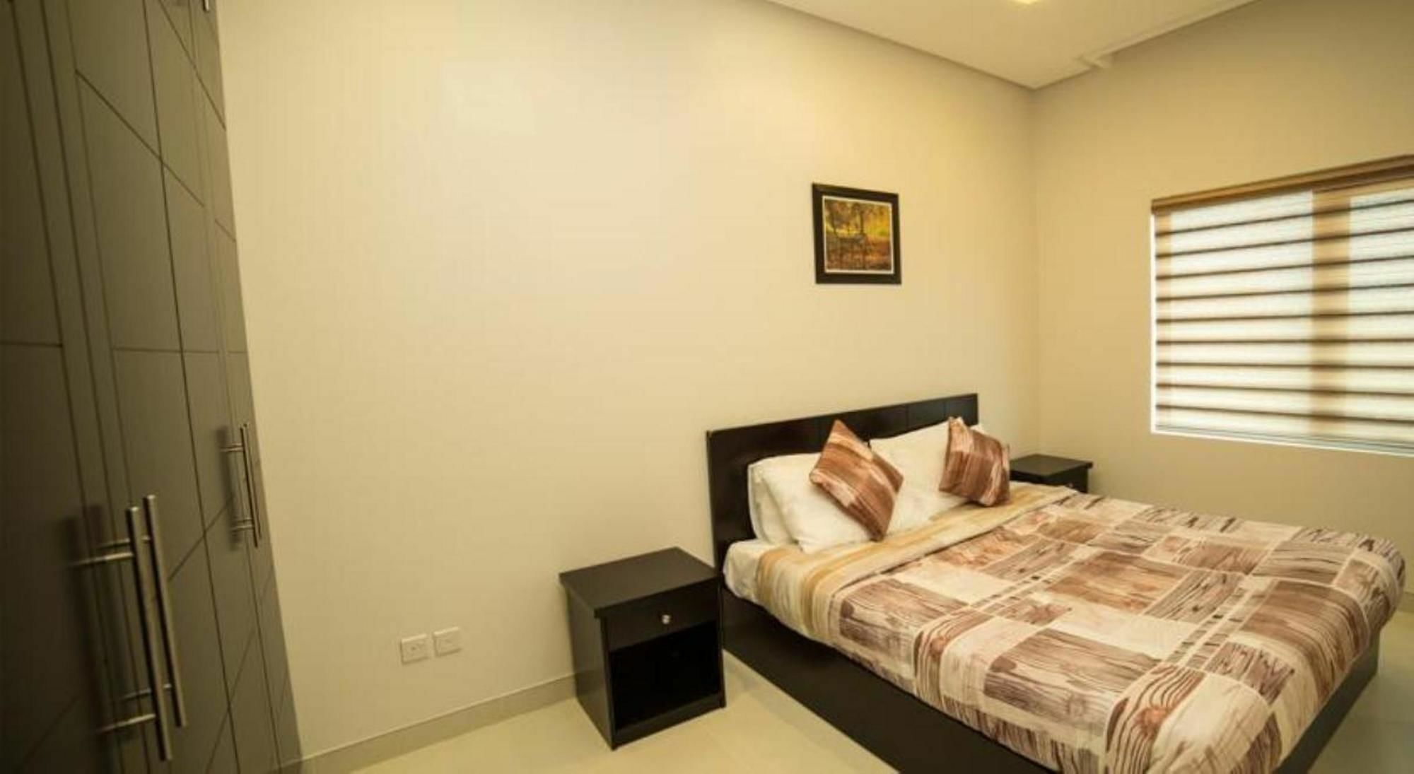Golden Rose Luxury Suites Μανάμα Εξωτερικό φωτογραφία